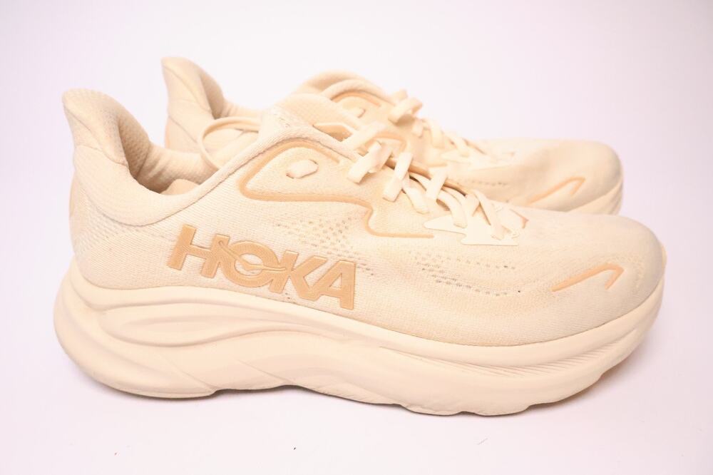 HOKA ONE ONE Clifton 10 Women’s Running Shoes Vanilla Birch Beige 10B READ #175